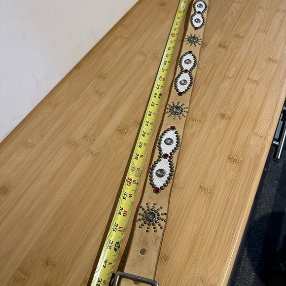 Hollywood Trading Company HTC Vintage Tan Leather Belt 40” size M - Picture 3 of 5